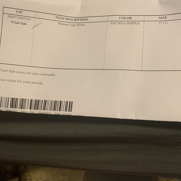 Mcm fuschsia slides 37 - Picture 5 of 6